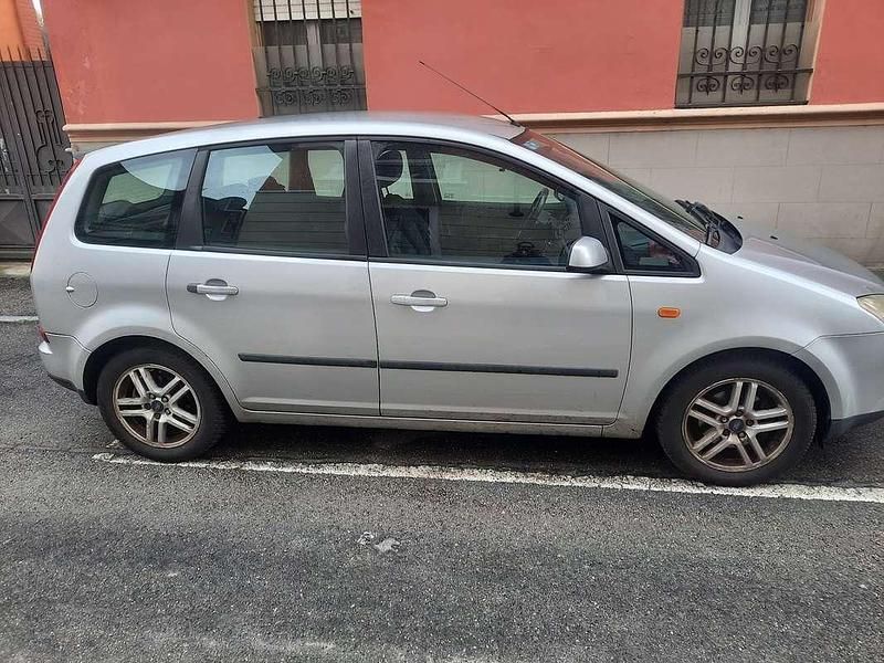 Usata Ford C-MAX Ghia 109 CV (80 kW) 2005 Monovolume