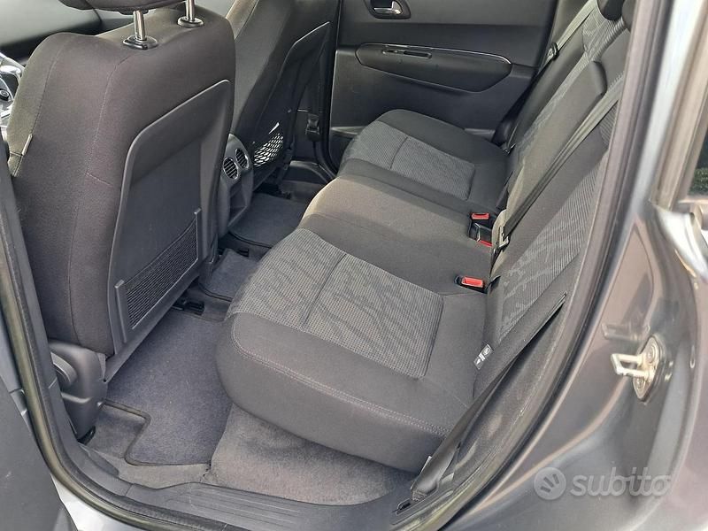 Usata Peugeot 3008 Business-Line 112 CV (82 kW) 2012 Grigio Station wagon