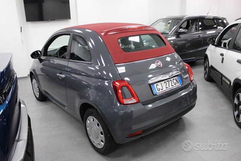 Usata Fiat 500C Club 69 CV (50 kW) 2022 Grigio Cabrio