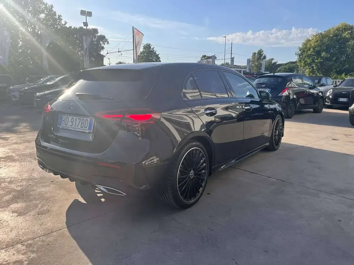 Nuova Mercedes A180 AMG Line Premium 116 CV (85 kW) 2026 Nero Berlina