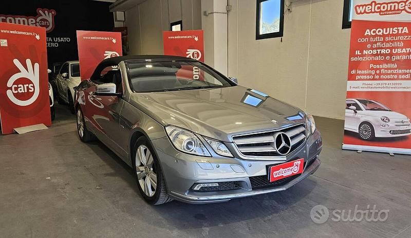 Usata Mercedes E350 Avantgarde 231 CV (169 kW) 2011 Argento Cabrio