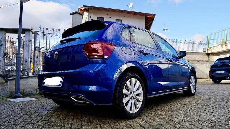 Usata VW Polo Highline 116 CV (85 kW) 2018 Blu Berlina