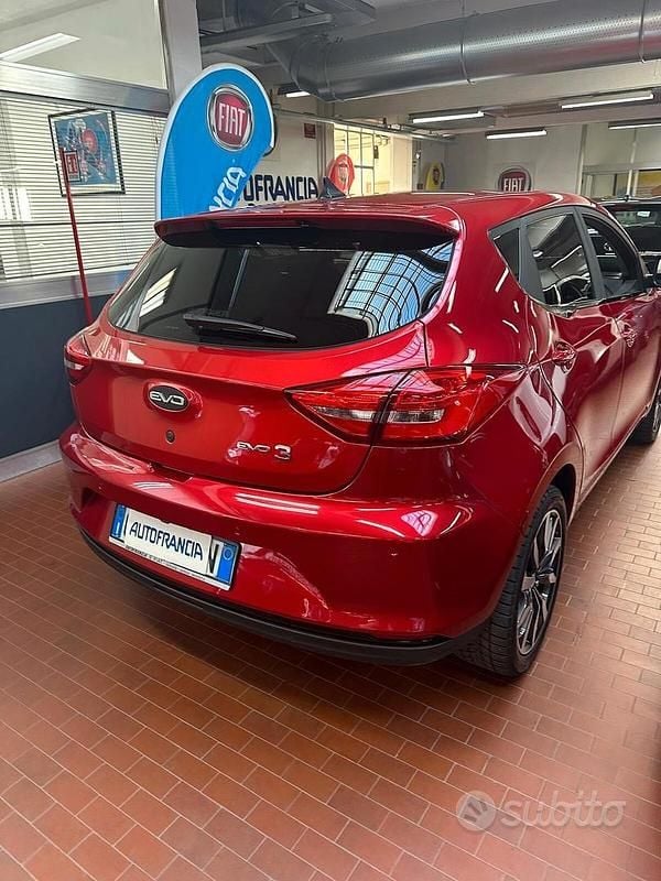 Usata EVO Evo 3 107 CV (78 kW) 2023 Rosso SUV