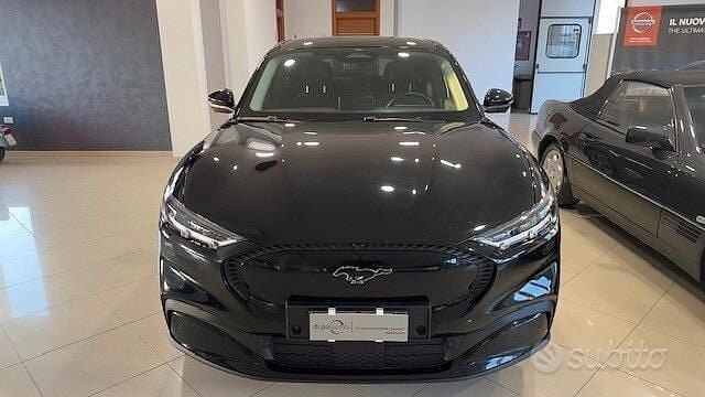 Usata Ford Mustang Mach-E Extended Range 216 kW (294 CV) 2022 Nero SUV