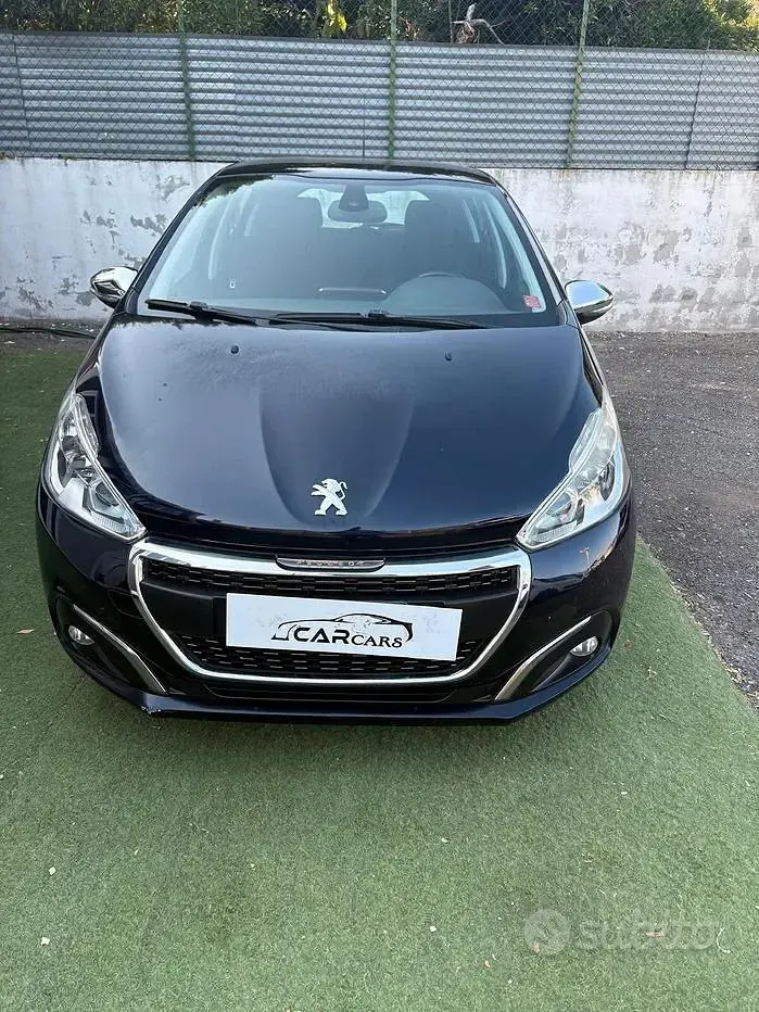 Usata Peugeot 208 Allure 100 CV (73 kW) 2016 Bluazzurro Utilitaria