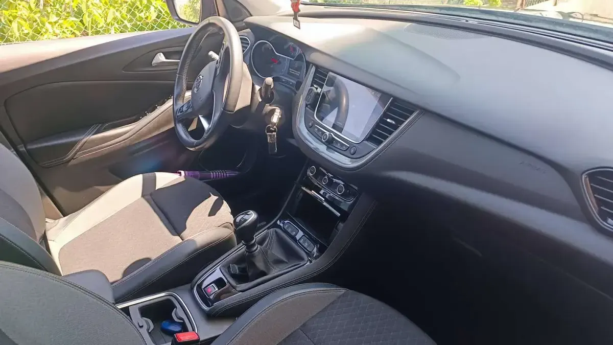 Usata Opel Grandland X Innovation 131 CV (96 kW) 2019 Bluazzurro SUV