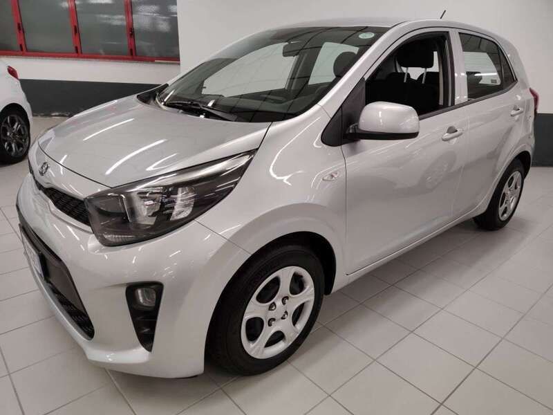 Argento Usata 2019 Kia Picanto Active Due volumi | 10.900 € (Cara) - Immagine 1/4