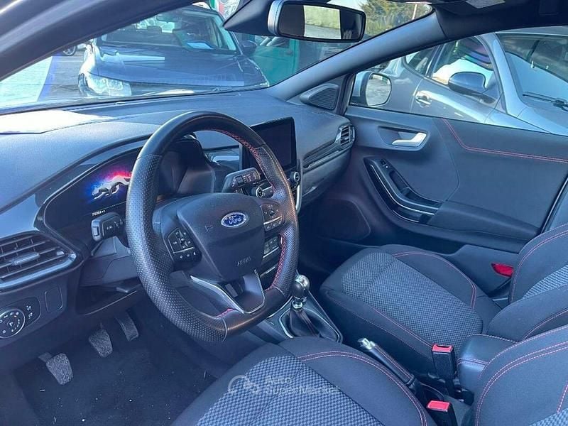 Usata Ford Focus ST-Line 125 CV (91 kW) 2023 Grigio Station wagon