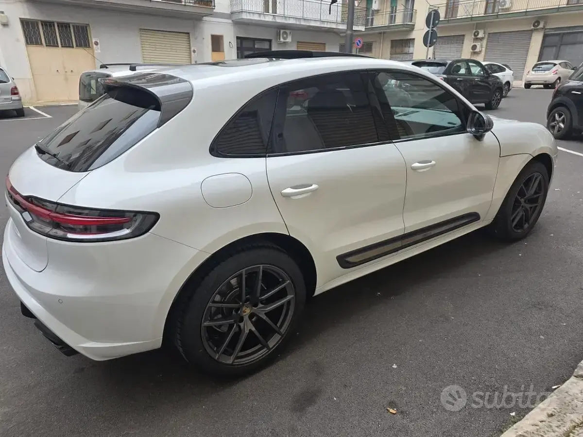 Usata Porsche Macan T 265 CV (194 kW) 2022 Bianco SUV
