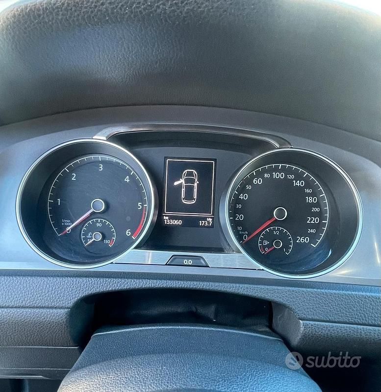 Usata VW Golf VII Trendline 90 CV (66 kW) 2016 Bianco Berlina