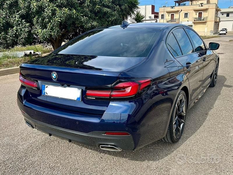 Usata 2023 BMW 520 M Sport Tre volumi | 38.900 € (Buon prezzo) - Immagine 1/4