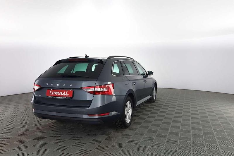 Usata Skoda Superb Ambition 120 CV (88 kW) 2020 Grigio quarzo Station wagon