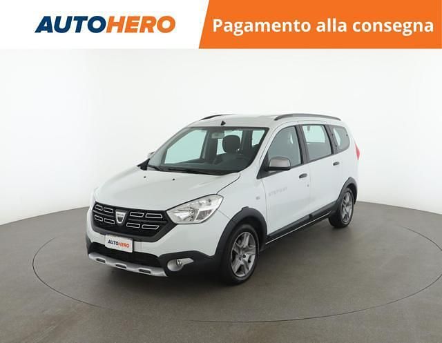 Bianco Usata 2022 Dacia Lodgy Stepway Monovolume | 17.499 € (Molto cara) - Immagine 1/2
