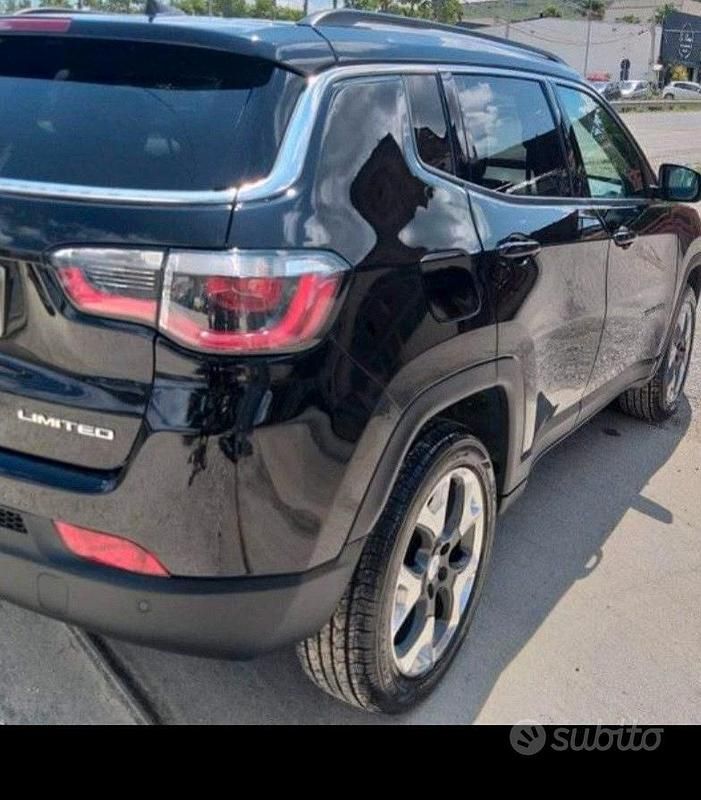 Usata Jeep Compass 120 CV (88 kW) 2017 Nero SUV