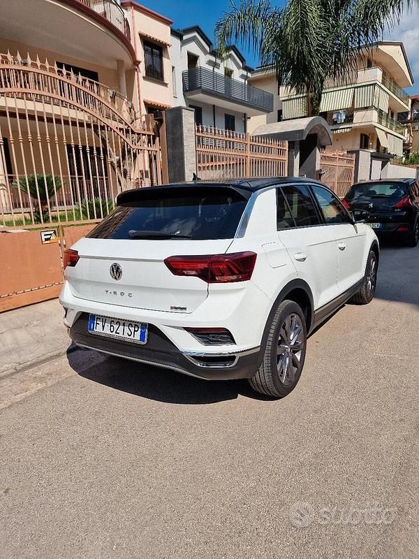 Usata VW T-Roc 150 CV (110 kW) 2019 Bianco SUV