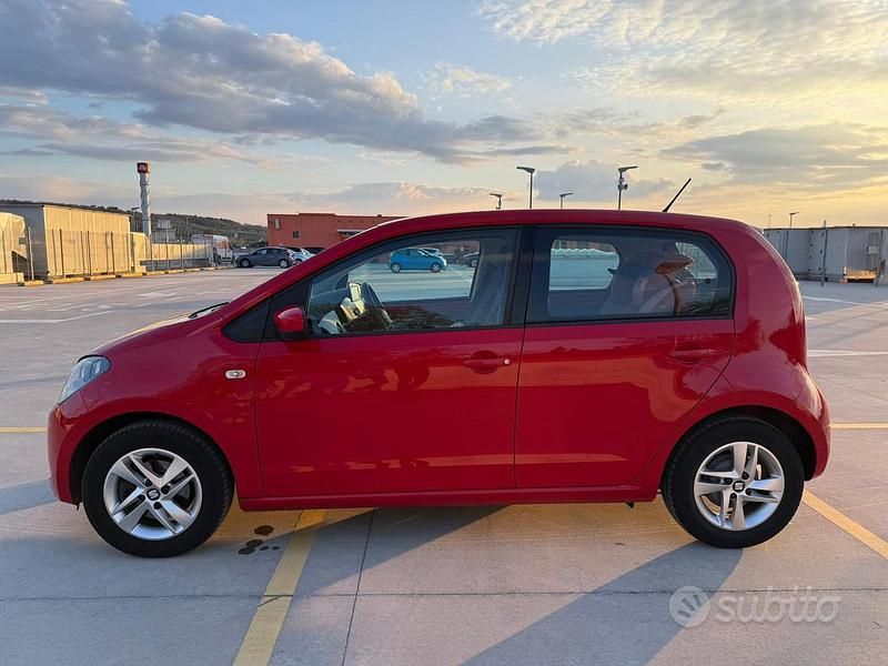 Usata Seat Mii 60 CV (44 kW) 2016 Rosso Utilitaria