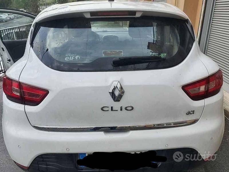 Second-hand Renault Clio IV 90 CP (66 kW) 2013 Alb Berlinǎ