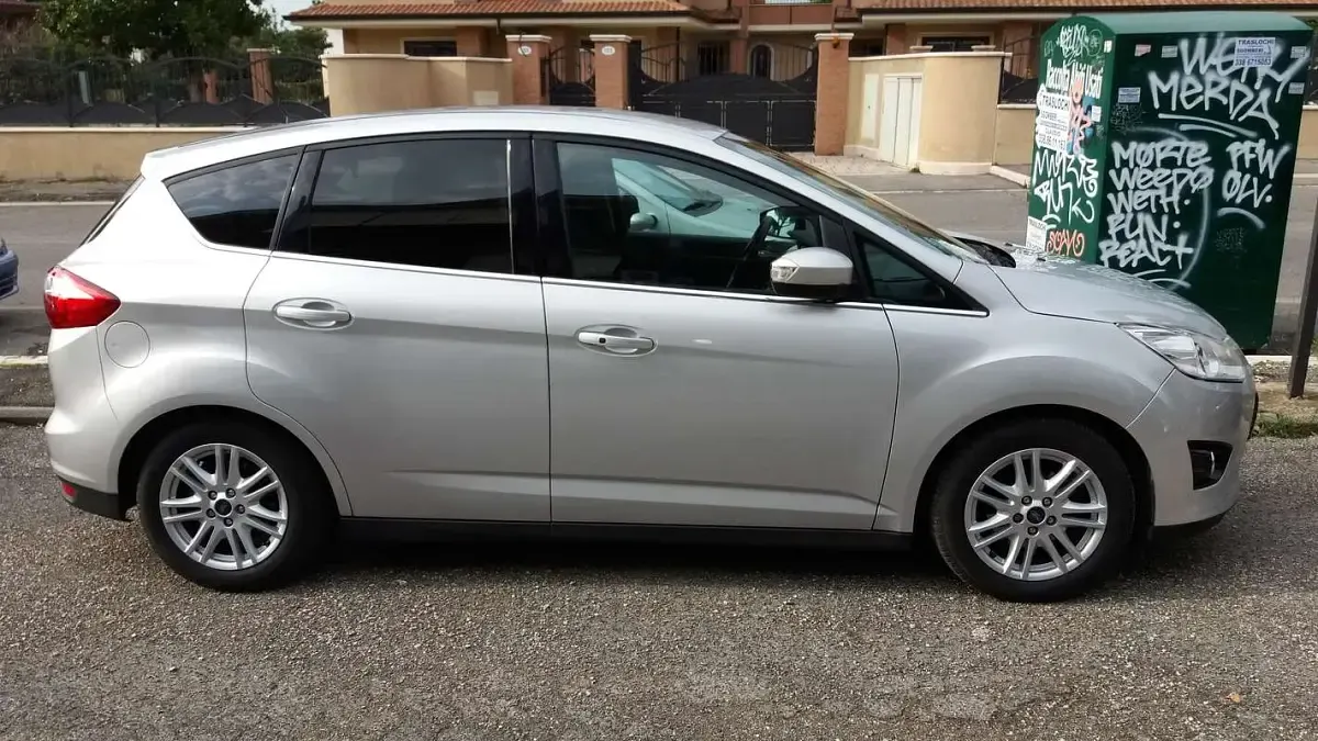 Usata Ford C-MAX Titanium 116 CV (85 kW) 2014 Argento Monovolume