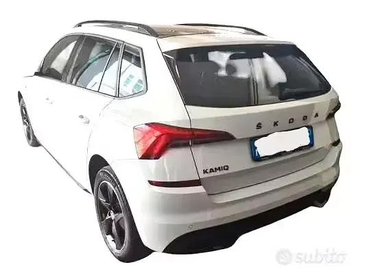 Usata Skoda Kamiq Monte Carlo 90 CV (66 kW) 2021 Bianco SUV