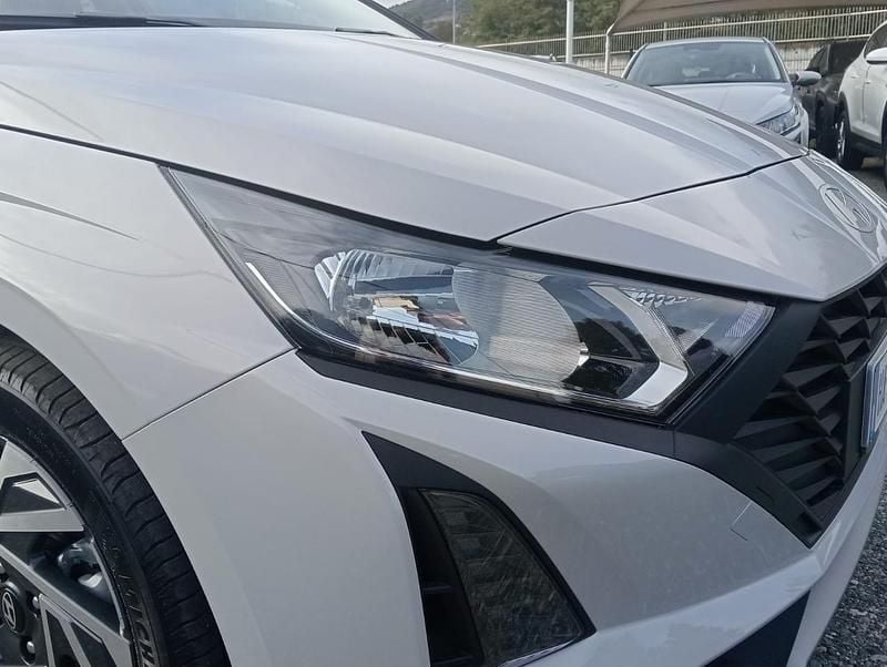 Nouvelle Hyundai i20 90 ch (66 kW) 2025 Gris Berline
