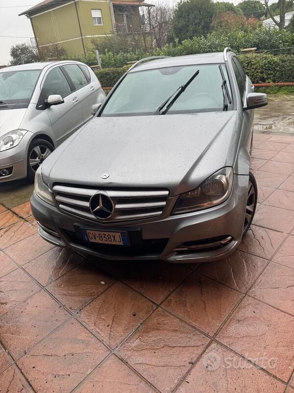Grigio Usata 2012 Mercedes C200 Avantgarde Station wagon | 8400 € (Buon prezzo) - Immagine 1/4