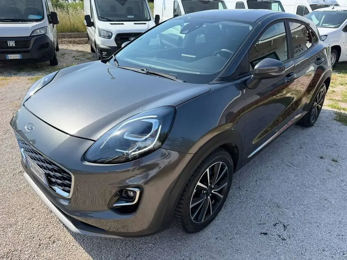 Usata Ford Puma Titanium 125 CV (91 kW) 2022 Grigio SUV