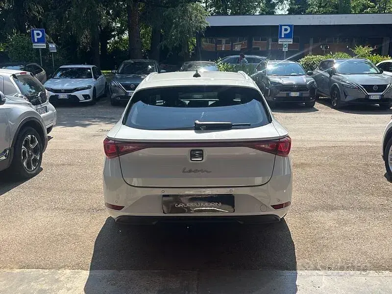 Usata Seat Leon XCELLENCE 150 CV (110 kW) 2021 Other Station wagon