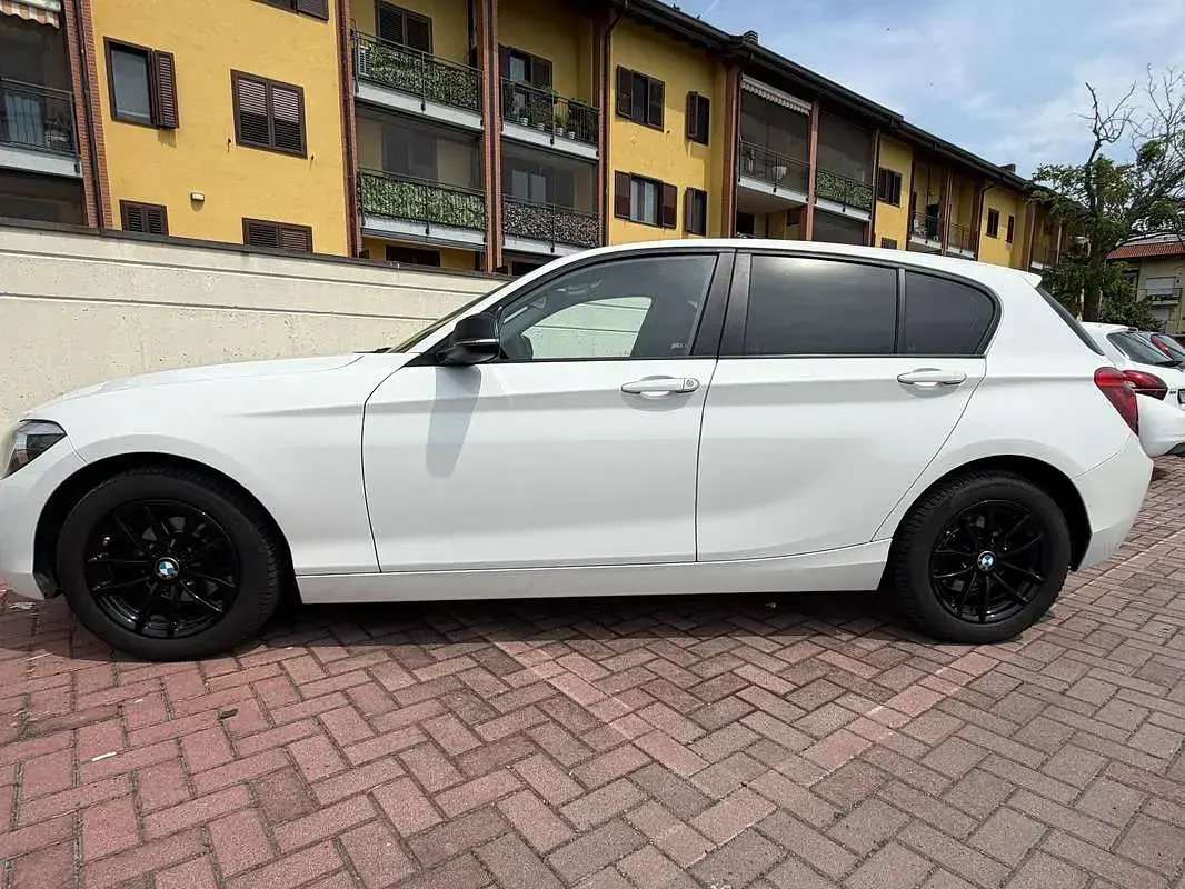 Usata BMW 114 Efficient Dynamics 95 CV (69 kW) 2014 Bianco Utilitaria