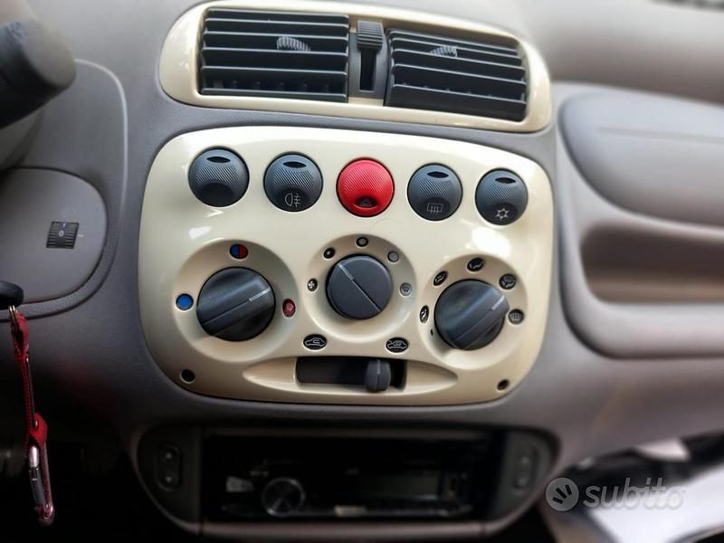 Usata Fiat 600 54 CV (39 kW) 2008 Berlina