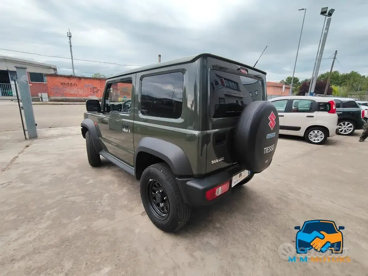 Second-hand Suzuki Jimny 102 CP (75 kW) 2021 Verde SUV