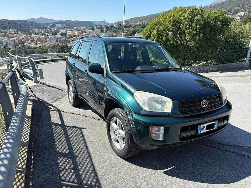Usata Toyota RAV4 Sol 150 CV (110 kW) 2000 Verde SUV