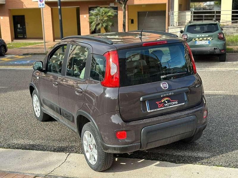 Usata Fiat Panda 4x4 Cross 75 CV (55 kW) 2012 Utilitaria
