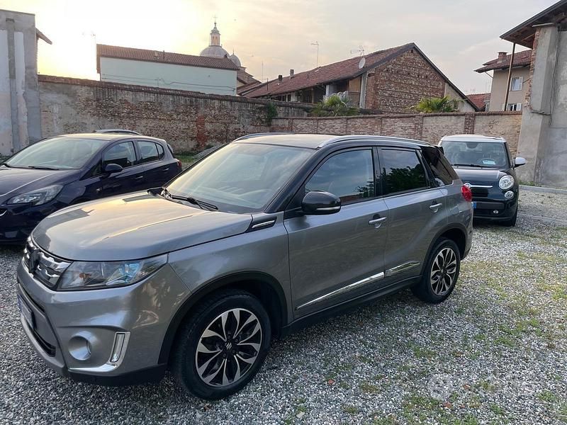 Second-hand Suzuki Vitara Cool 120 CP (88 kW) 2015 Gri SUV
