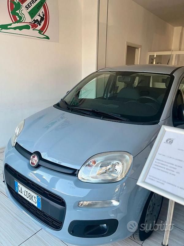 Usata Fiat Panda 69 CV (50 kW) 2020 Grigio Utilitaria
