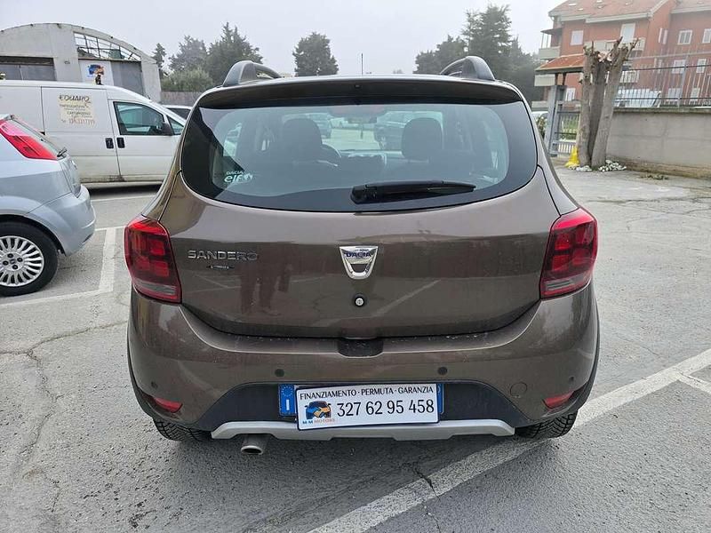 Usata Dacia Sandero Comfort 95 CV (69 kW) 2020 Berlina