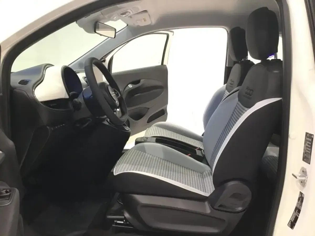 Nuova Fiat 500 65 CV (47 kW) 2026 Bianco Berlina