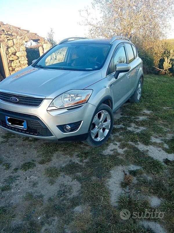 Usata Ford Kuga Individual 136 CV (100 kW) 2009 Grigio SUV