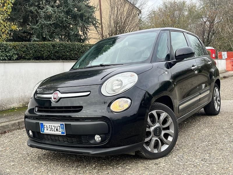 Usata Fiat 500L Lounge 85 CV (62 kW) 2015 Nero Monovolume