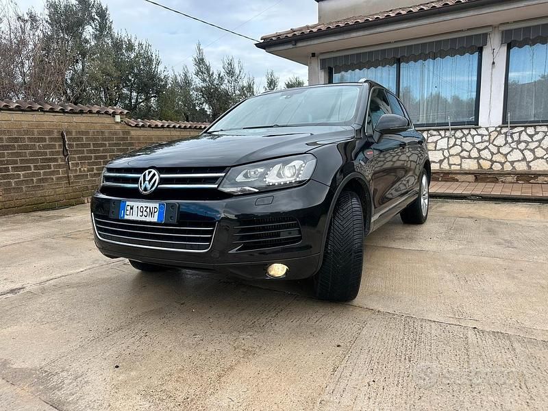 Usata VW Touareg R-line 245 CV (180 kW) 2013 Nero SUV