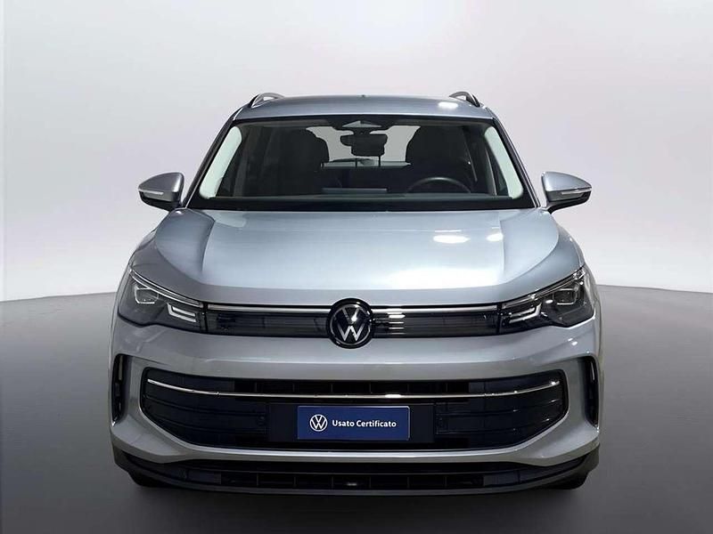 Usata VW Tiguan Life 150 CV (110 kW) 2025 Dolomite silver metallizzato SUV