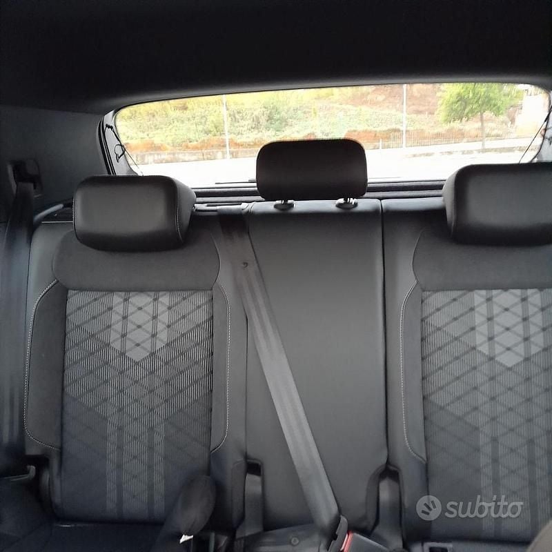 Usata VW T-Cross R-line Plus 115 CV (84 kW) 2025 Grigio SUV