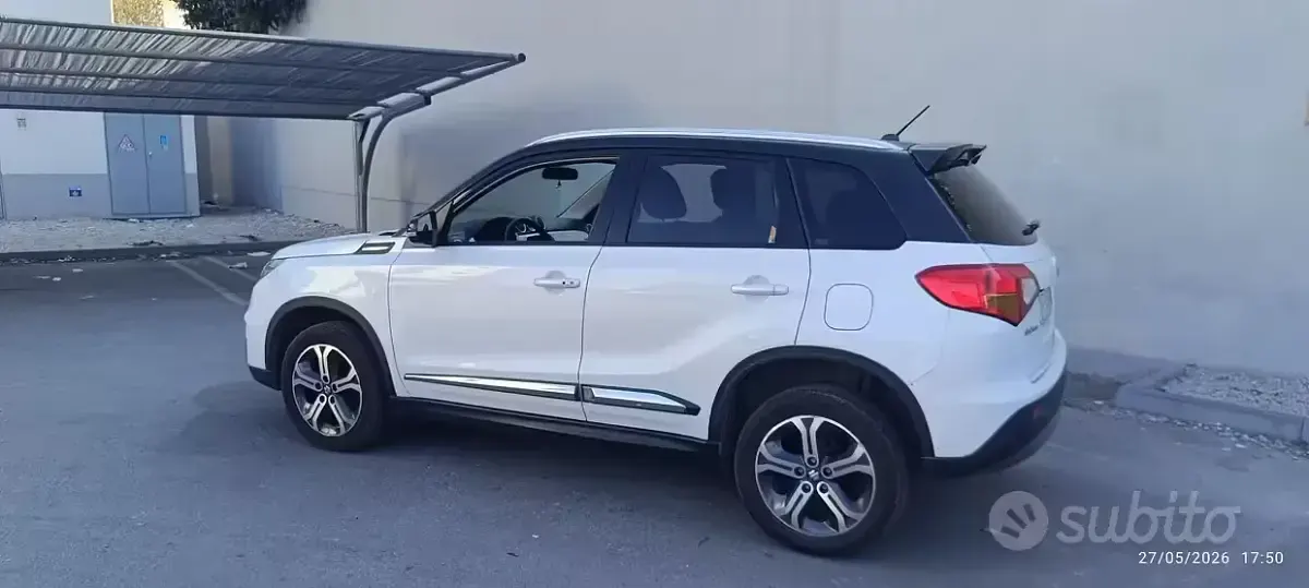 Usata Suzuki Vitara Exclusive 120 CV (88 kW) 2016 Bianco SUV
