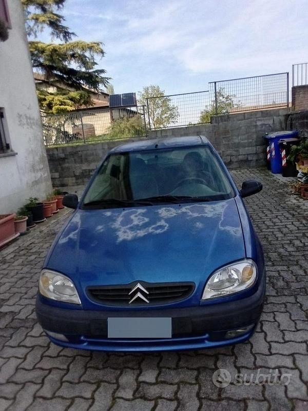 Usata Citroën Saxo 60 CV (44 kW) 1999 Blu Utilitaria