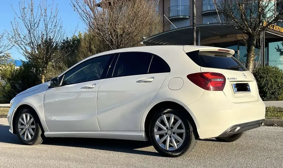 Usata Mercedes A200 Premium 136 CV (100 kW) 2016 Berlina