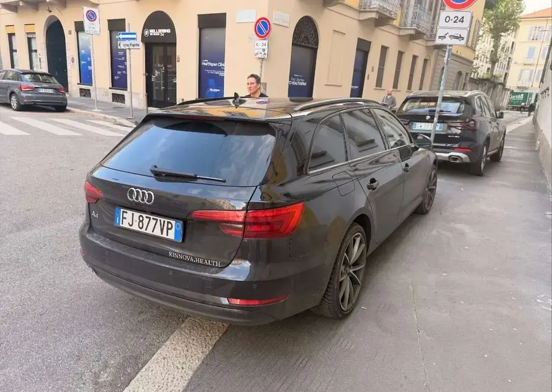 Usata Audi A4 Design 272 CV (200 kW) 2018 Nero Station wagon