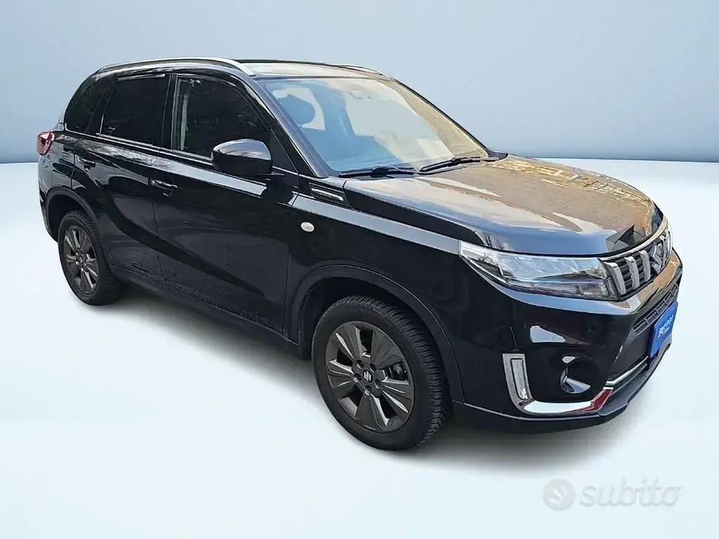 Usata Suzuki Vitara Cool 129 CV (94 kW) 2021 Nero pastello SUV