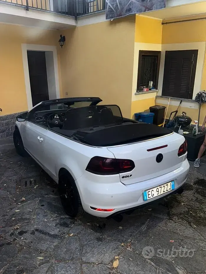 Usata VW Golf Cabriolet 105 CV (77 kW) 2011 Bianco Cabrio