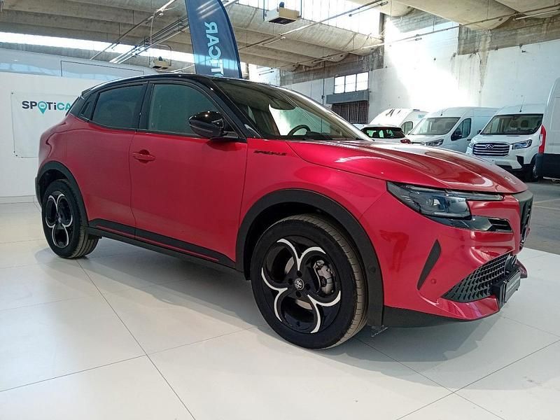 Usata Alfa Romeo Junior Edizione Speciale 145 CV (106 kW) 2024 Rosso SUV