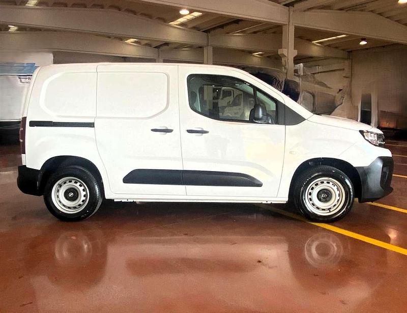 Nuova Opel Combo 101 CV (74 kW) 2025 Bianco Furgone