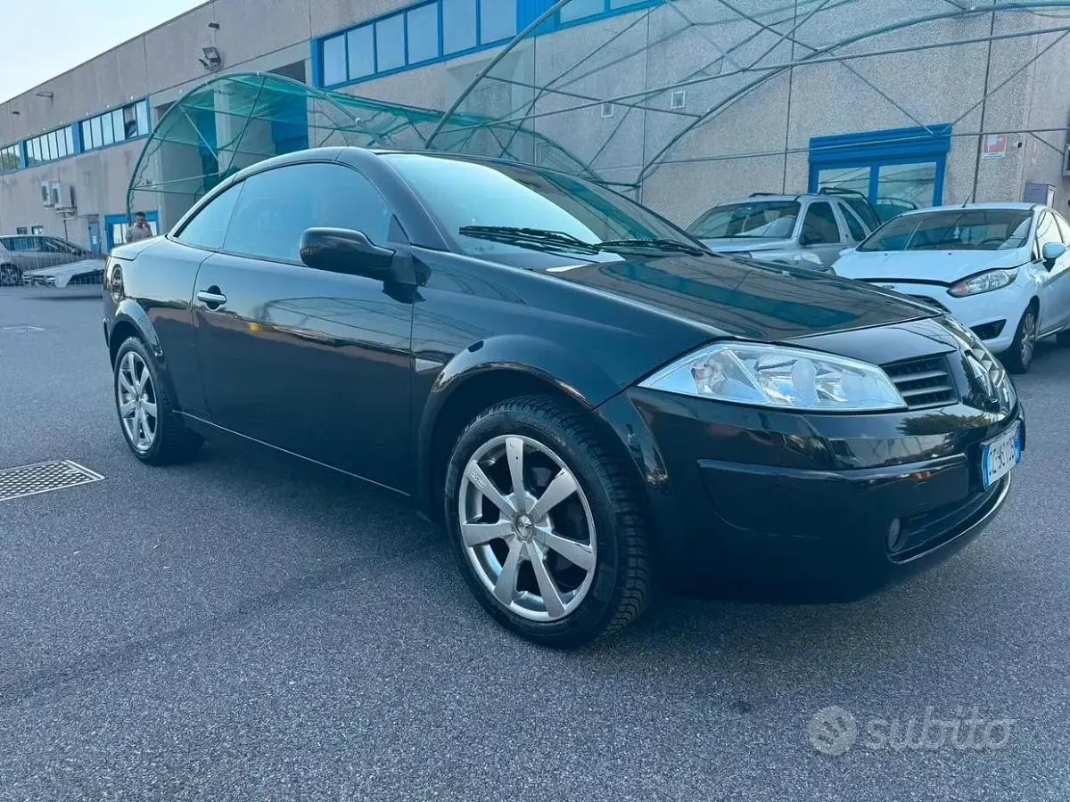 Usata Renault Mégane Cabriolet Exception 131 CV (96 kW) 2006 Nero Cabrio